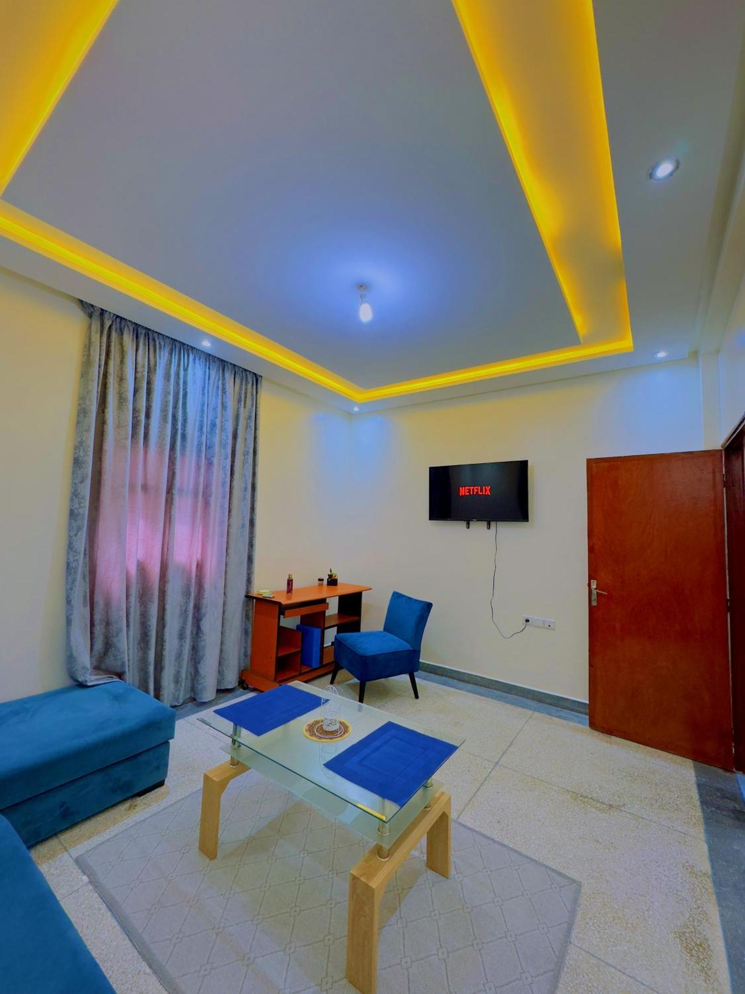 Quiet Central Home Near Beach - High Speed Wifi, Free Parking & Private Entry Agadir Exterior foto