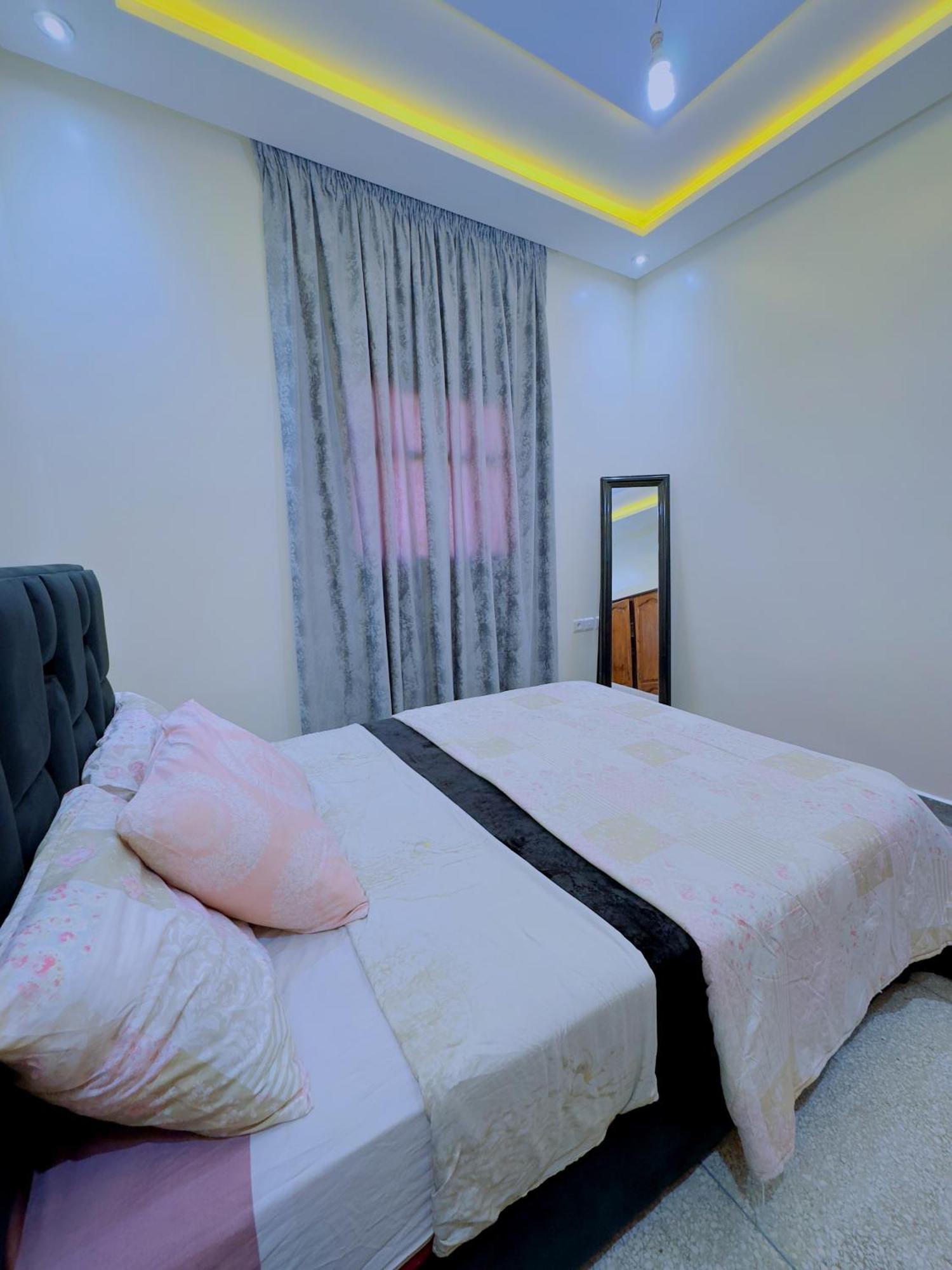 Quiet Central Home Near Beach - High Speed Wifi, Free Parking & Private Entry Agadir Exterior foto